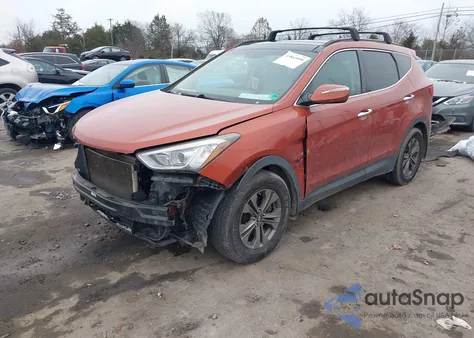 2015 Hyundai Santa Fe Sport 2.4L z USA, uszkodzony, nr VIN 5XYZUDLBXFG283638